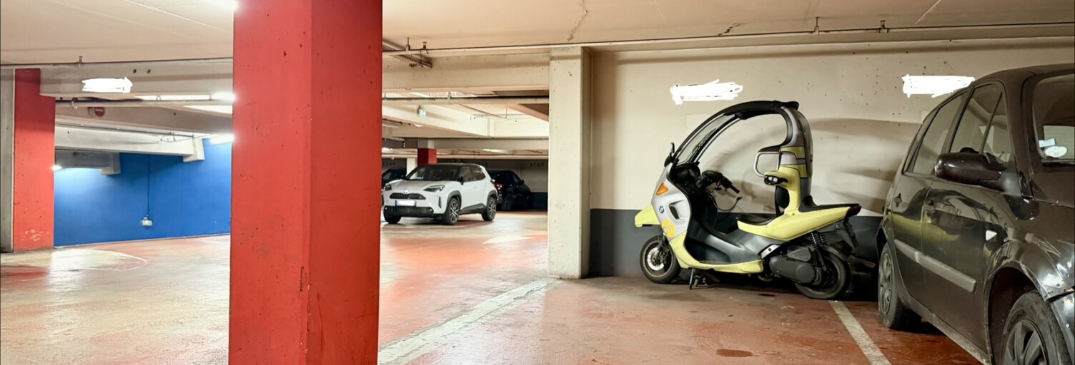 Garage  10 m² à vendre à Paris 10 (75010)