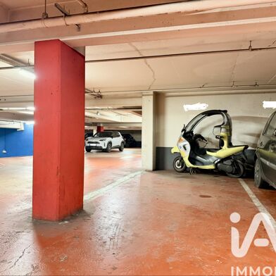 Garage  22500 €