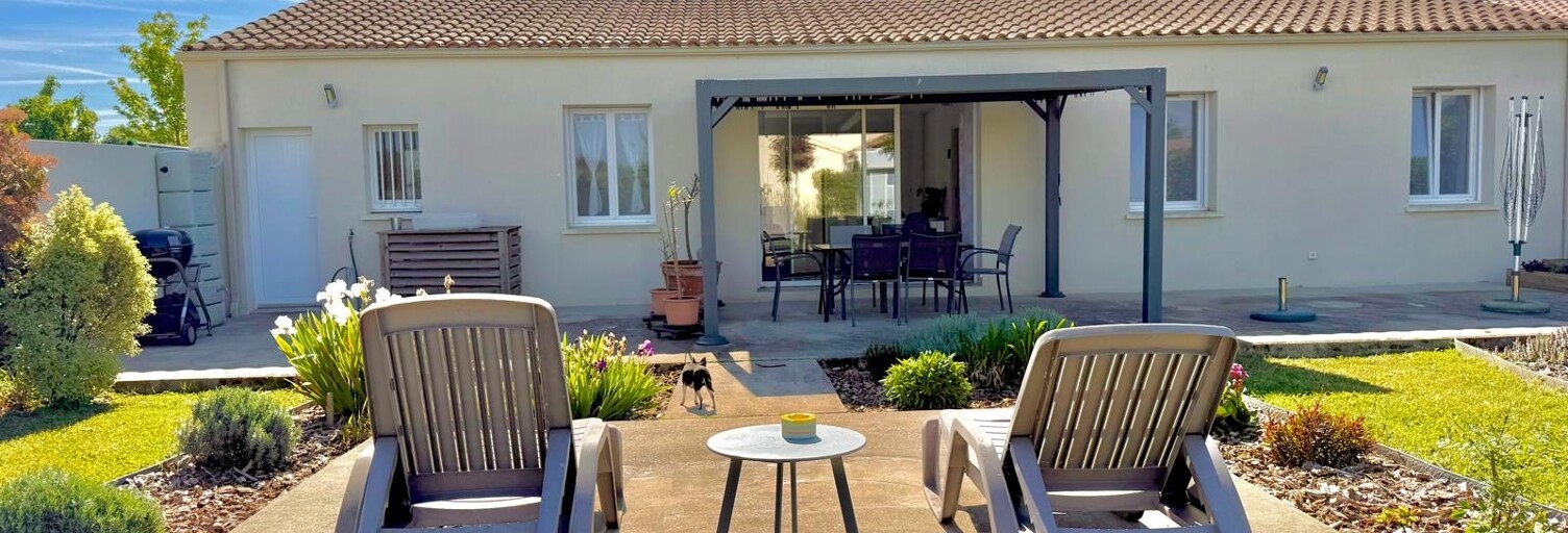 Maison 4 Pièces 94 m² à vendre à Pisany (17600)
