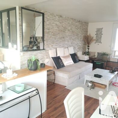 Appartement 4 pièces 275000 €