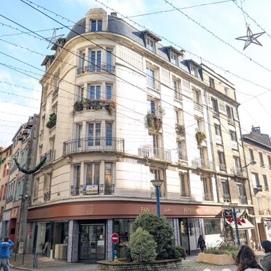 Appartement 5 pièces 230000 €