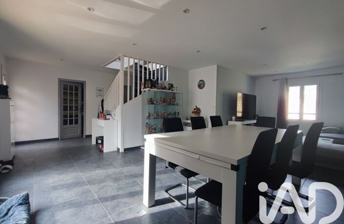 Vente Maison/villa 6 pièces — photo 3