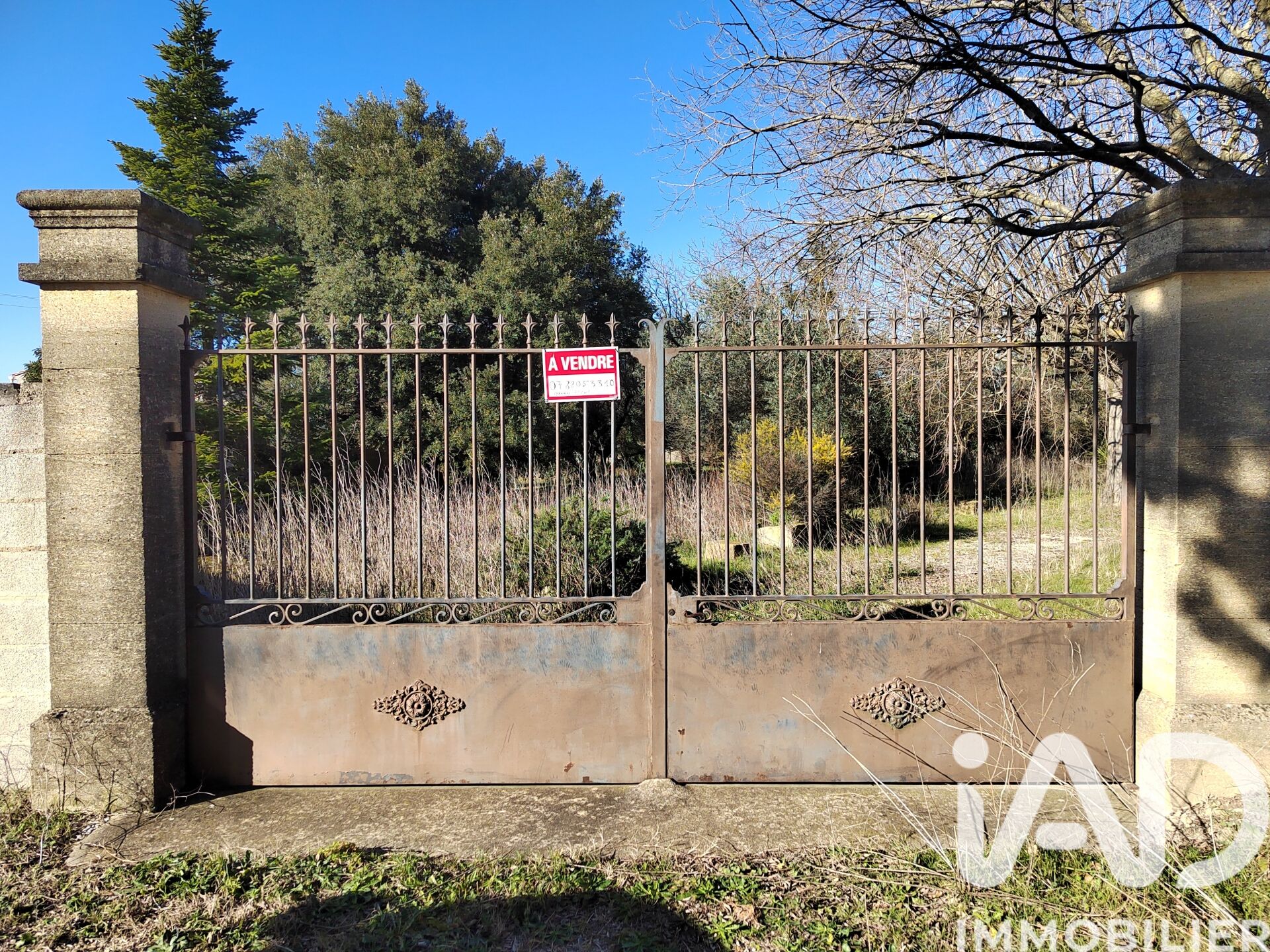 Camaret-Sur-Aigues - 720m²