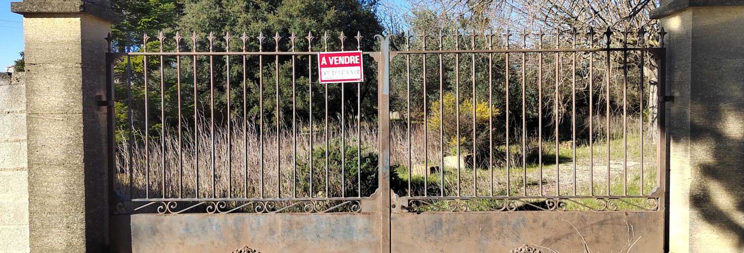 Terrain  720 m² à vendre à Camaret-sur-Aigues (84850)