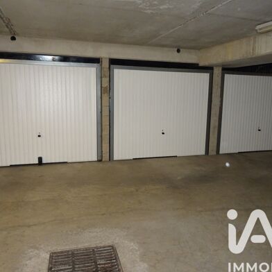 Garage  17000 €
