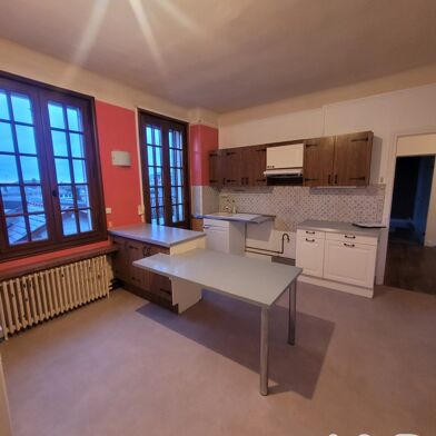 Immeuble  301500 €