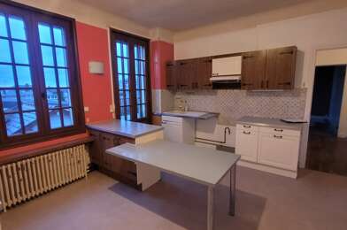 Immeuble  270500 €