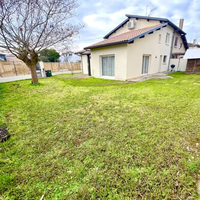 Maison 6 pièces 499000 €