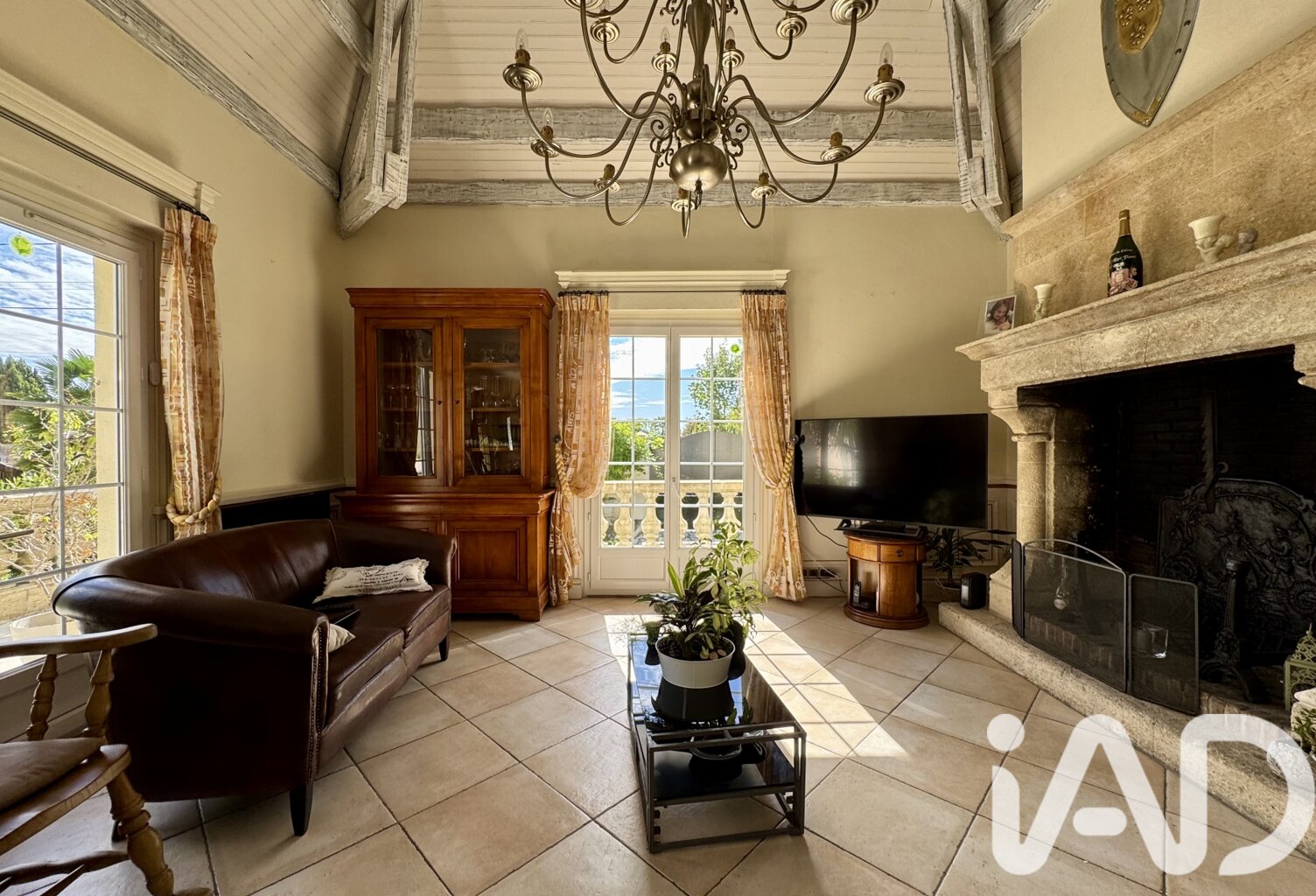 Vente Maison/villa 8 pièces — photo 1