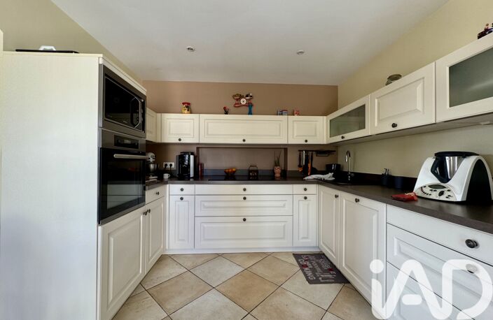 Vente Maison/villa 8 pièces — photo 3