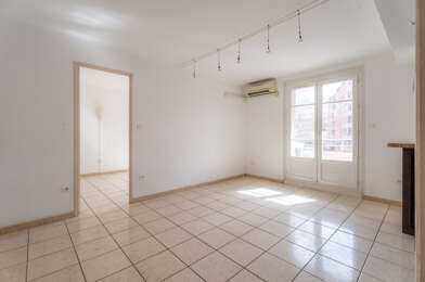 Appartement 3 pièces 876 €