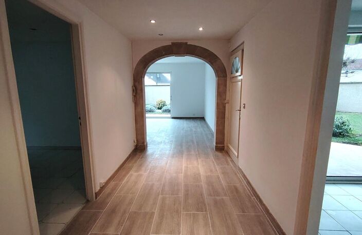 Vente maison 4 pièces 80 m² Saint-André-les-Vergers (10120) — photo 4