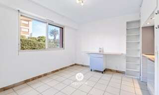 Appartement 2 Pièces 29 m² à vendre à Villeneuve-Loubet (06270)