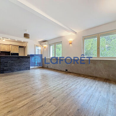 Appartement 4 pièces 139900 €