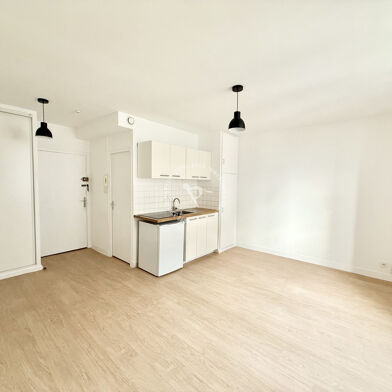 Appartement 1 pièces 550 €