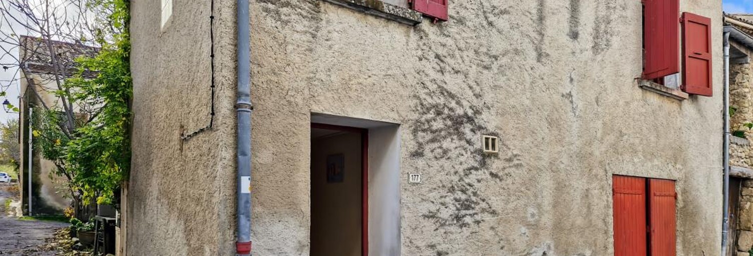 Maison 1 Pièce 37 m² à vendre à Pierrerue (04300)