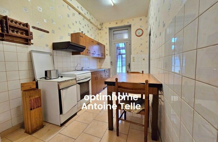 Le Cateau - Maison semi-individuelle à double accès avec garage, devanture & jardin clos sur 960m² — photo 4