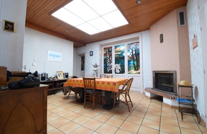 Maison familiale 6 pièces – 163 m² + dépendances – terrain 1000 m² – fort potentiel — photo 3