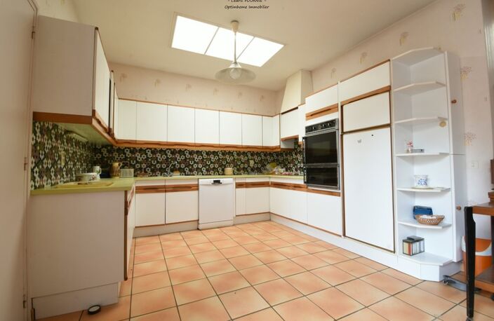 Maison familiale 6 pièces – 163 m² + dépendances – terrain 1000 m² – fort potentiel — photo 4