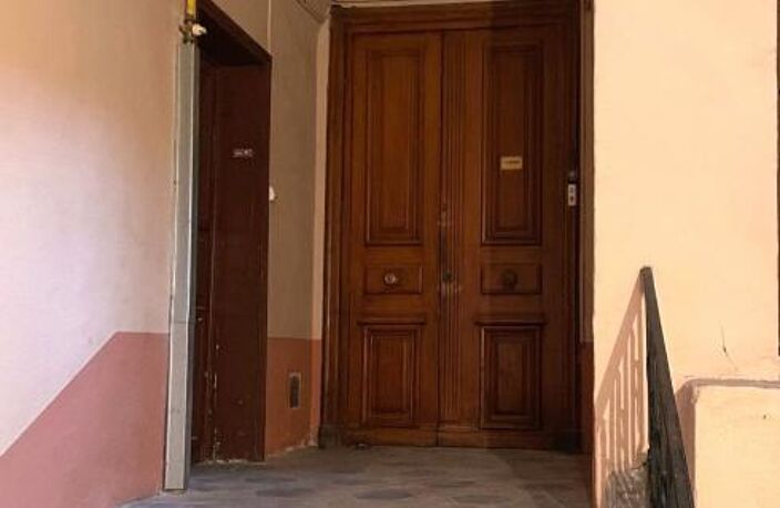 Appartement de 255m² à rénover au centre ville d'AUBENAS potentiel exceptionnel — photo 3