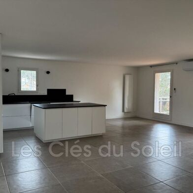 Appartement 5 pièces 1900 €