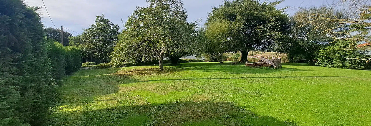 Terrain  908 m² à vendre à Arancou (64270)