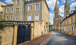 Immeuble   m² à vendre à Douvres-la-Délivrande (14440)