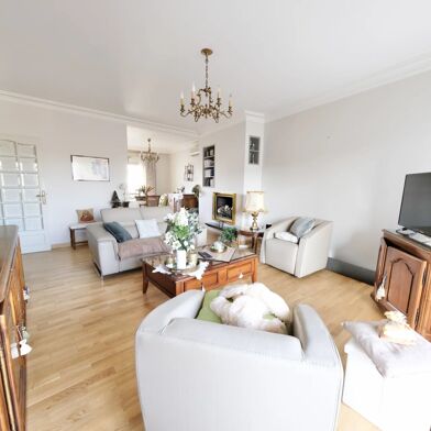 Appartement 5 pièces 399000 €