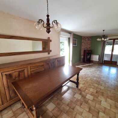 Maison 5 pièces 980 €