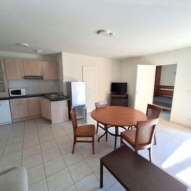 Maison 3 pièces 880 €