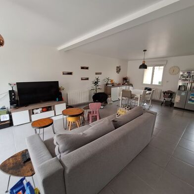 Maison 4 pièces 990 €