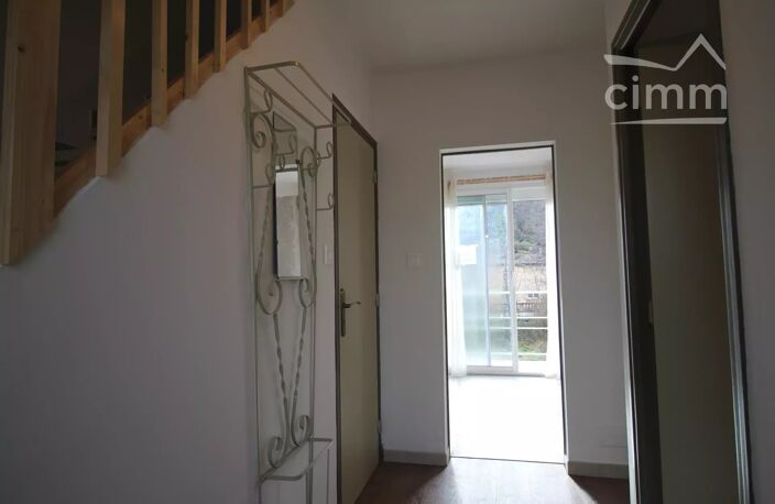 A vendre maison de ville avec jardin — photo 4