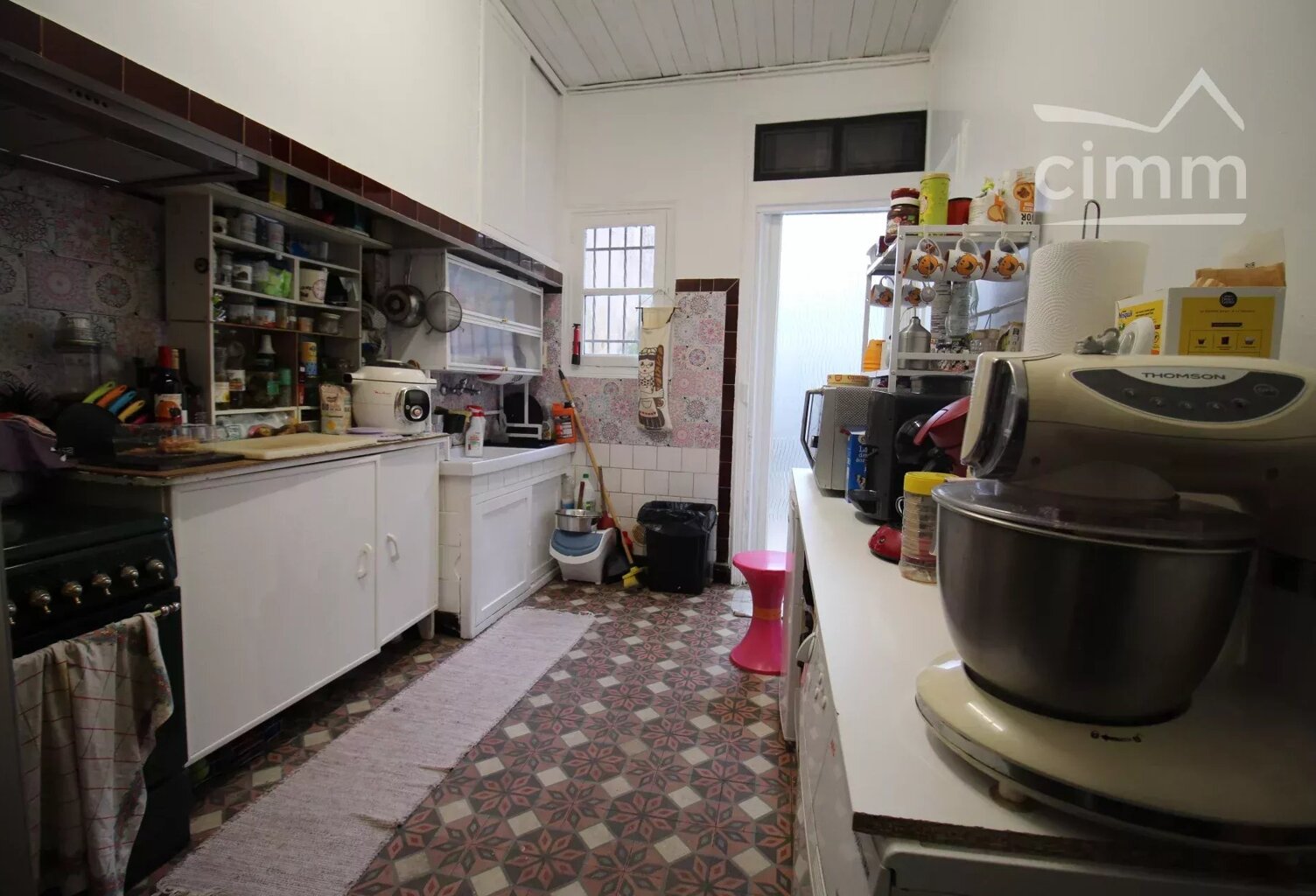 A vendre grande maison de village avec cour — photo 1