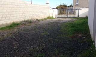 Local industriel  80 m² à louer à Fos-sur-Mer (13270)