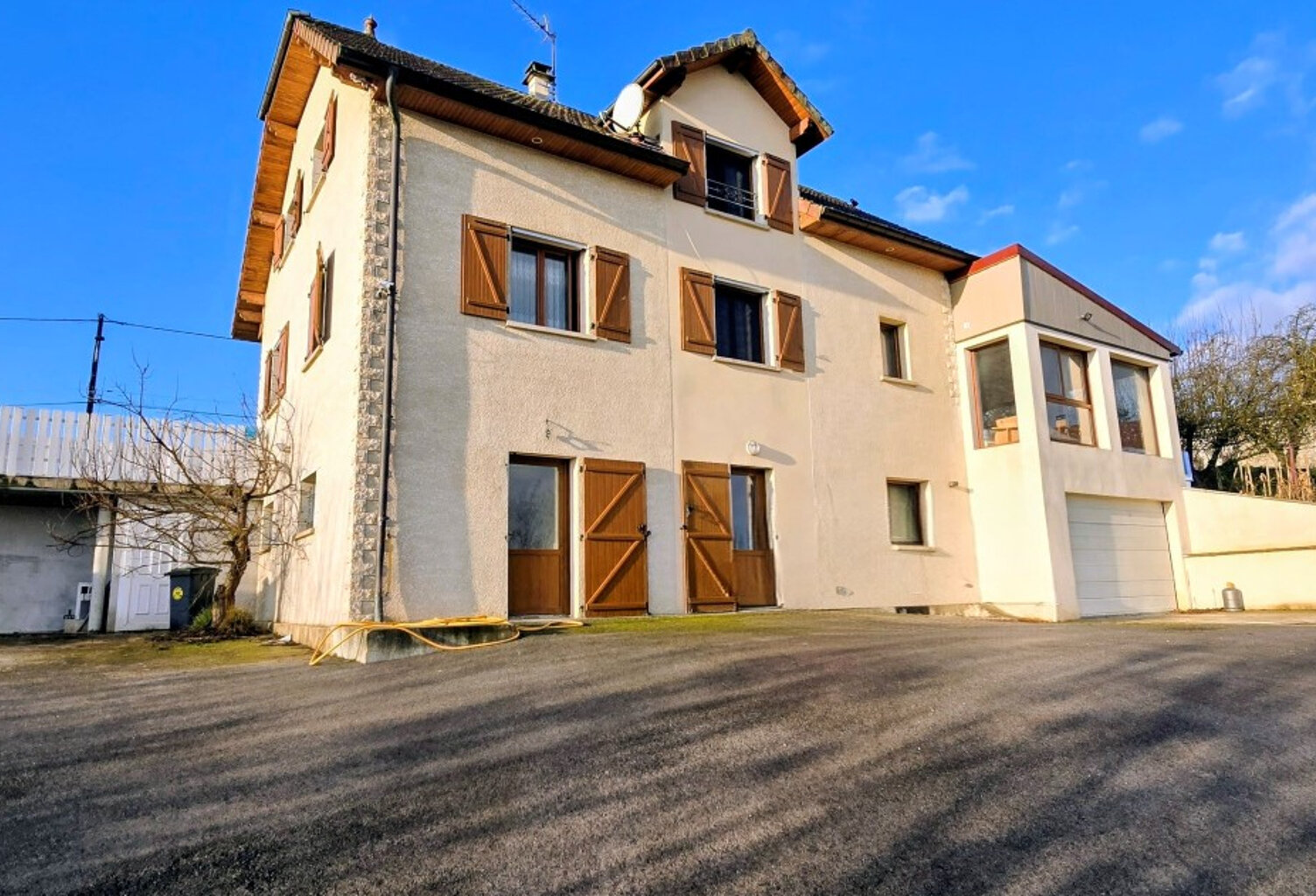 Maison Gray 6 pièce(s) 189 m2 — photo 1