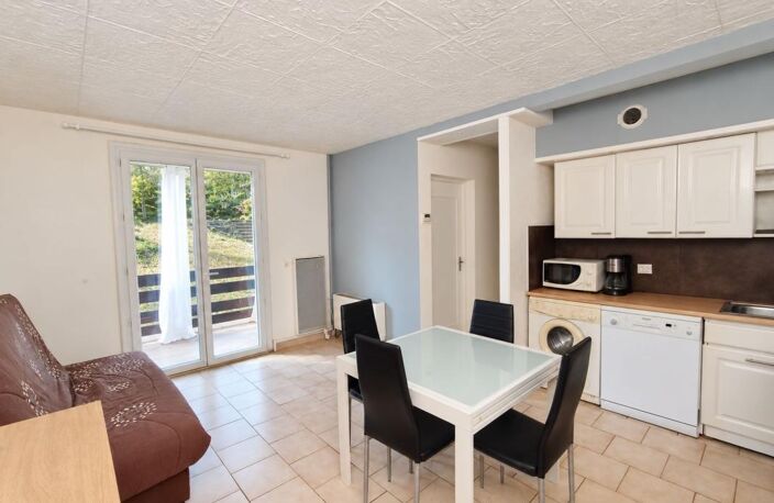 Appartement T2 en rez-de-chaussée avec véranda – Station de Laguiole, Aubrac — photo 3