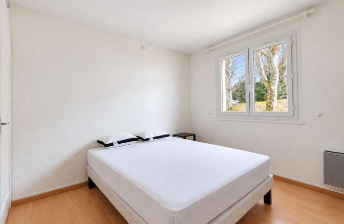 Appartement T2 en rez-de-chaussée avec véranda – Station de Laguiole, Aubrac — photo 5