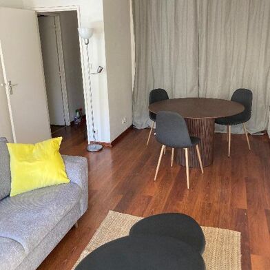 Appartement 2 pièces 820 €