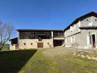 Dpt Hautes Pyrénées (65), à vendre SADOURNIN corps de ferme avec maison T6 de 125m² + grandes dépendances attenantes sur 8280 m² de terrain, au calme — photo 2