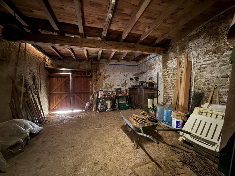 Dpt Hautes Pyrénées (65), à vendre SADOURNIN corps de ferme avec maison T6 de 125m² + grandes dépendances attenantes sur 8280 m² de terrain, au calme — photo 1