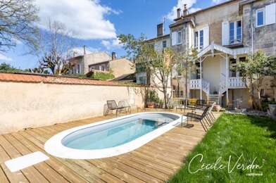 Maison 8 pièces 399000 €