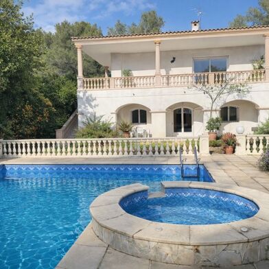 Maison 18 pièces 995000 €