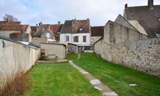 Maison 5 Pièces 133 m² à vendre à Neuilly-Saint-Front (02470)