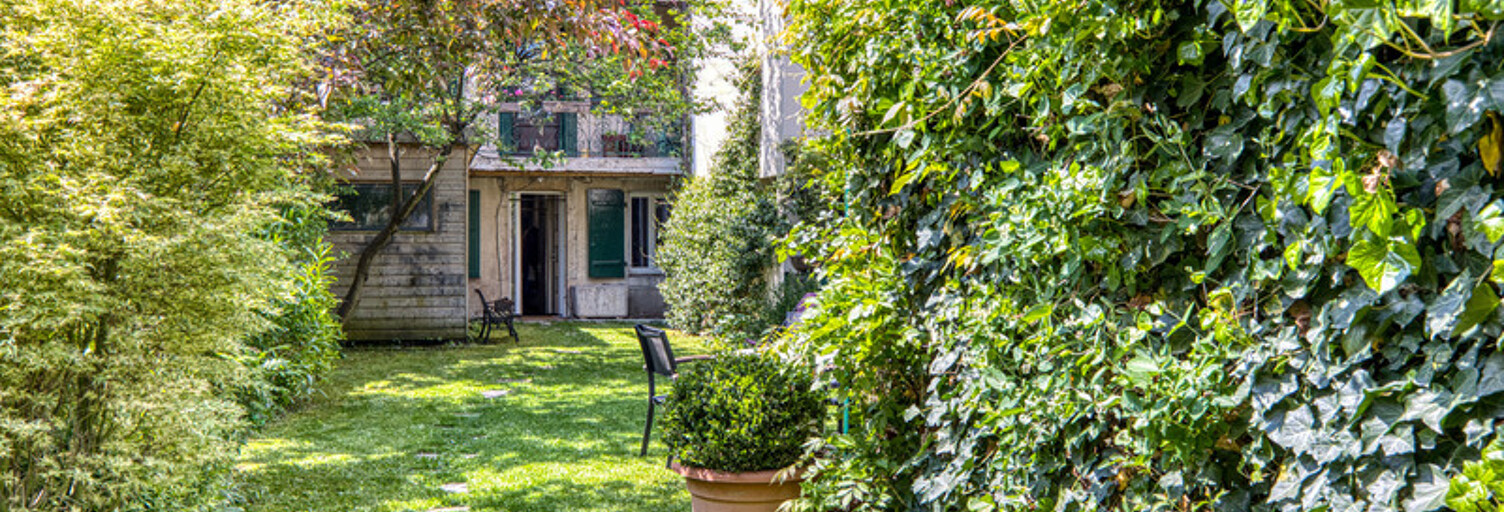 Maison 10 Pièces 280 m² à vendre à Gex (01170)