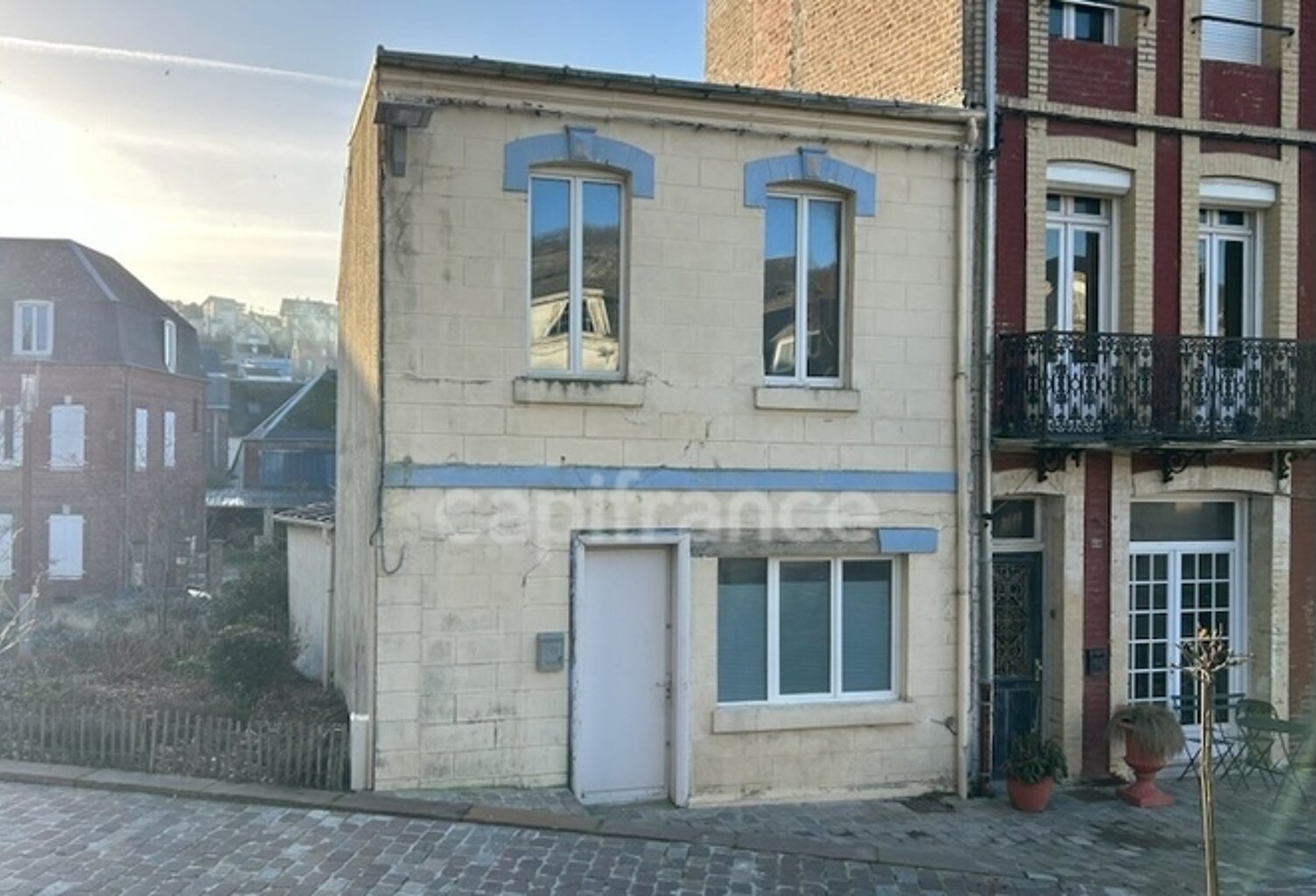AULT (80)  - Coeur de ville et bord de mer - Maison T3 — photo 1