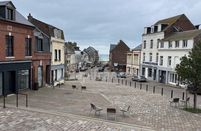 AULT (80)  - Coeur de ville et bord de mer - Maison T3 — photo 2
