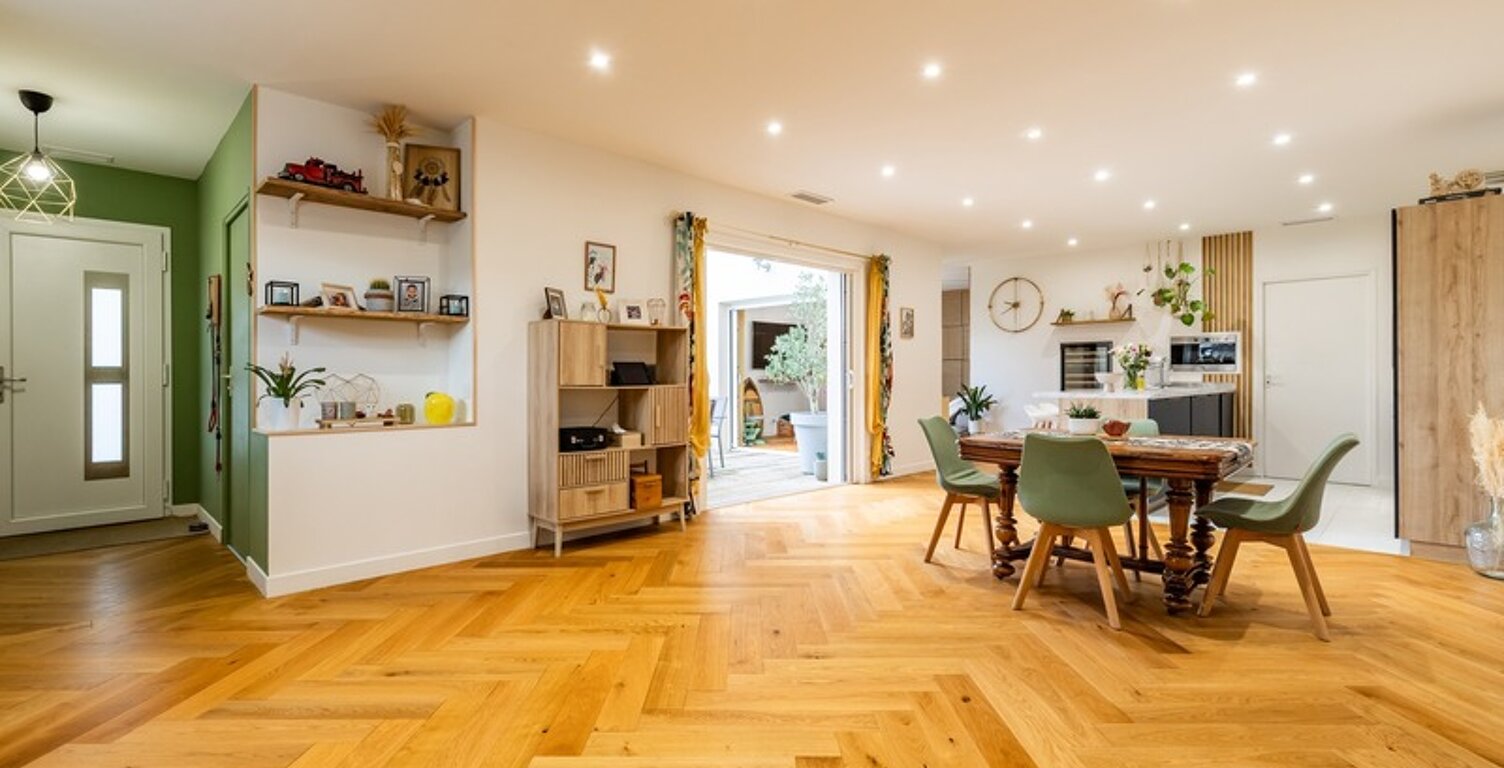 Élégance contemporaine et confort absolu - une maison clé en main — photo 1