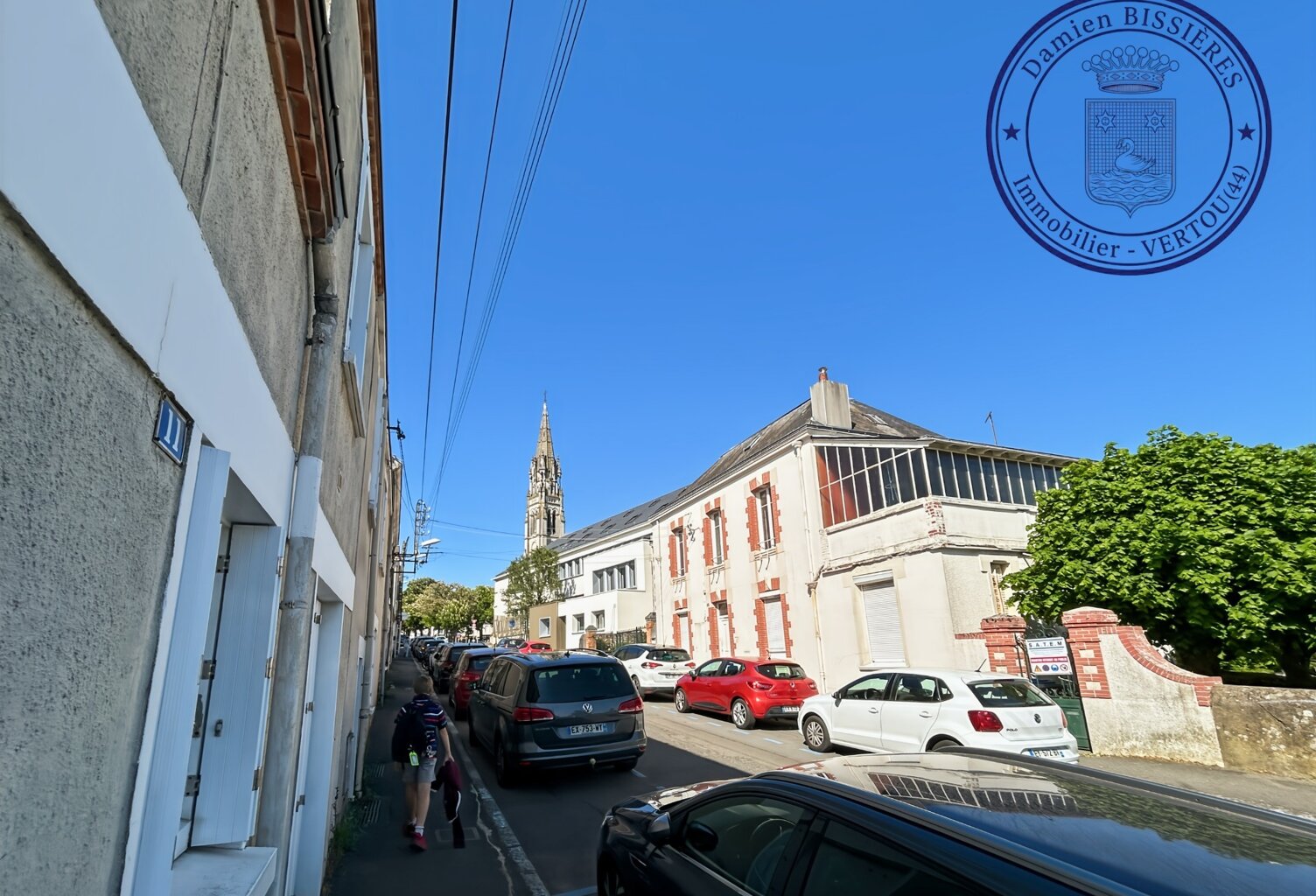 🏡 Vue Église Saint-Martin : Maison de ville avec jardin et accord pour surélévation - Rénovation "Zéro carbone" — photo 1