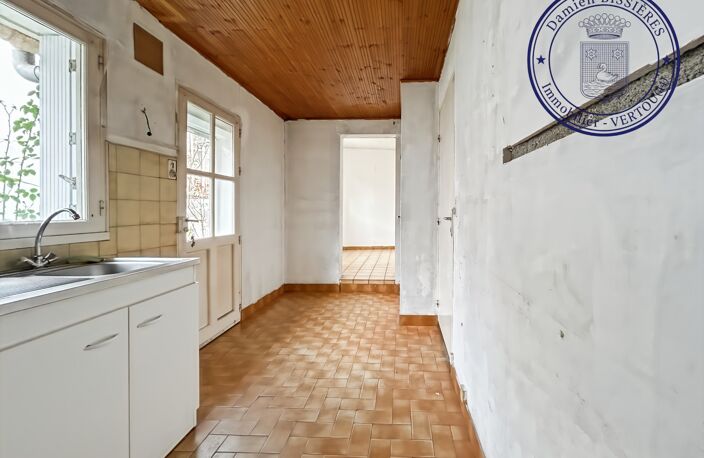 🏡 Vue Église Saint-Martin : Maison de ville avec jardin et accord pour surélévation - Rénovation "Zéro carbone" — photo 3