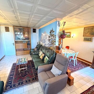 Appartement 5 pièces 148000 €